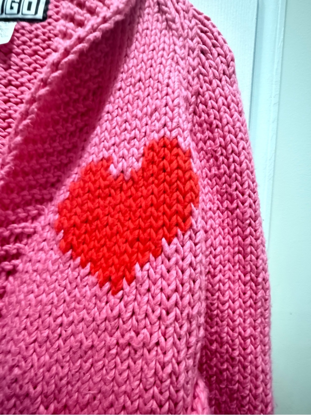 GOGO Sweaters Pink Chunky Knit Cardigan with Red Heart Detail Cotton - Picture 4 of 5